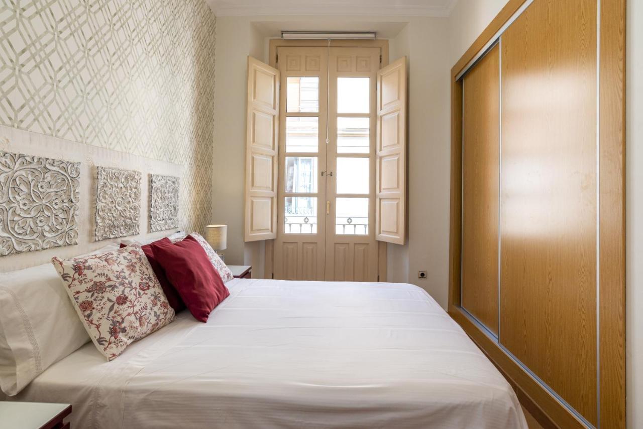 Dobo Malaga Puerto Apartment Ngoại thất bức ảnh