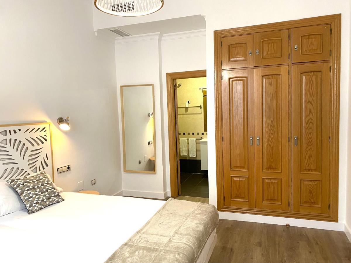 Dobo Malaga Puerto Apartment Ngoại thất bức ảnh